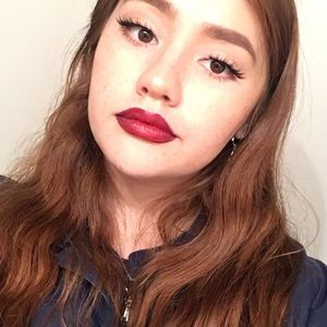 Meet your Posher, Makayla